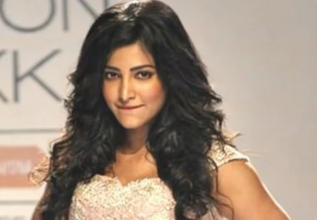 shruti haasan age